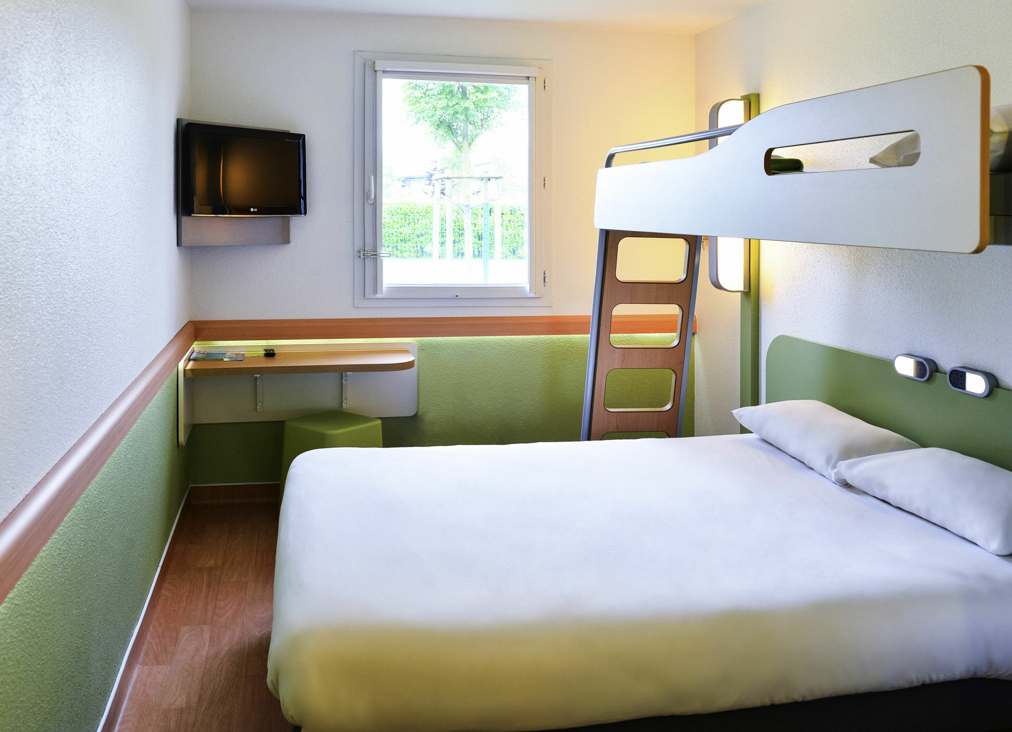 Ibis Budget Montélimar Eksteriør billede